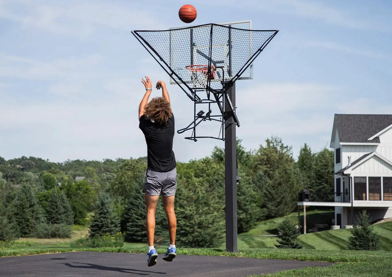 Load image into Gallery viewer, HoopsKing - IC3 Basketball Shooting Machine Rebounder
