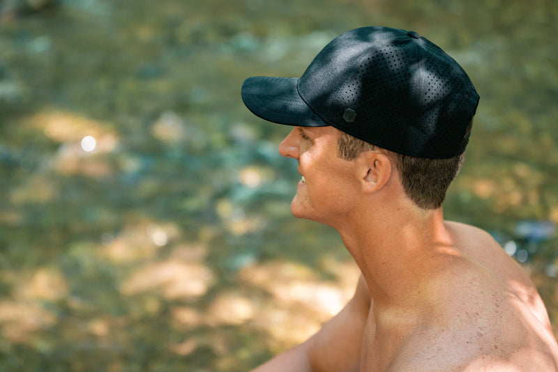 Load image into Gallery viewer, Runner&#39;s Athletics - Blackout Hat

