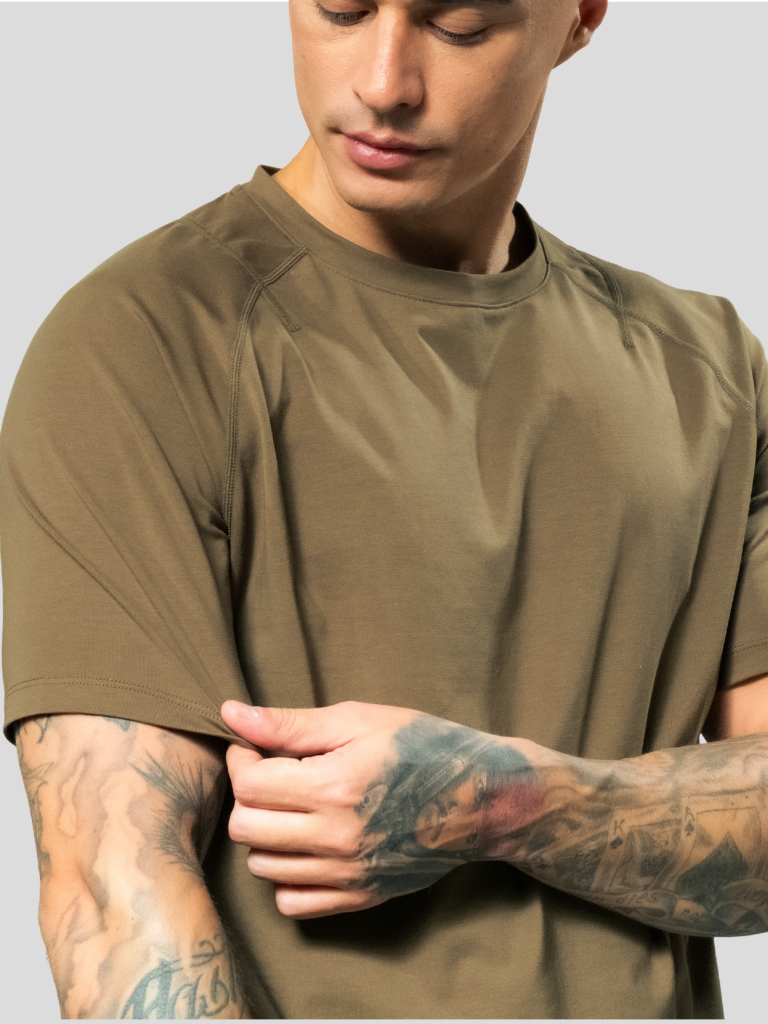 Load image into Gallery viewer, Runner&#39;s Athletics - Airflow Definition Tee Army Green
