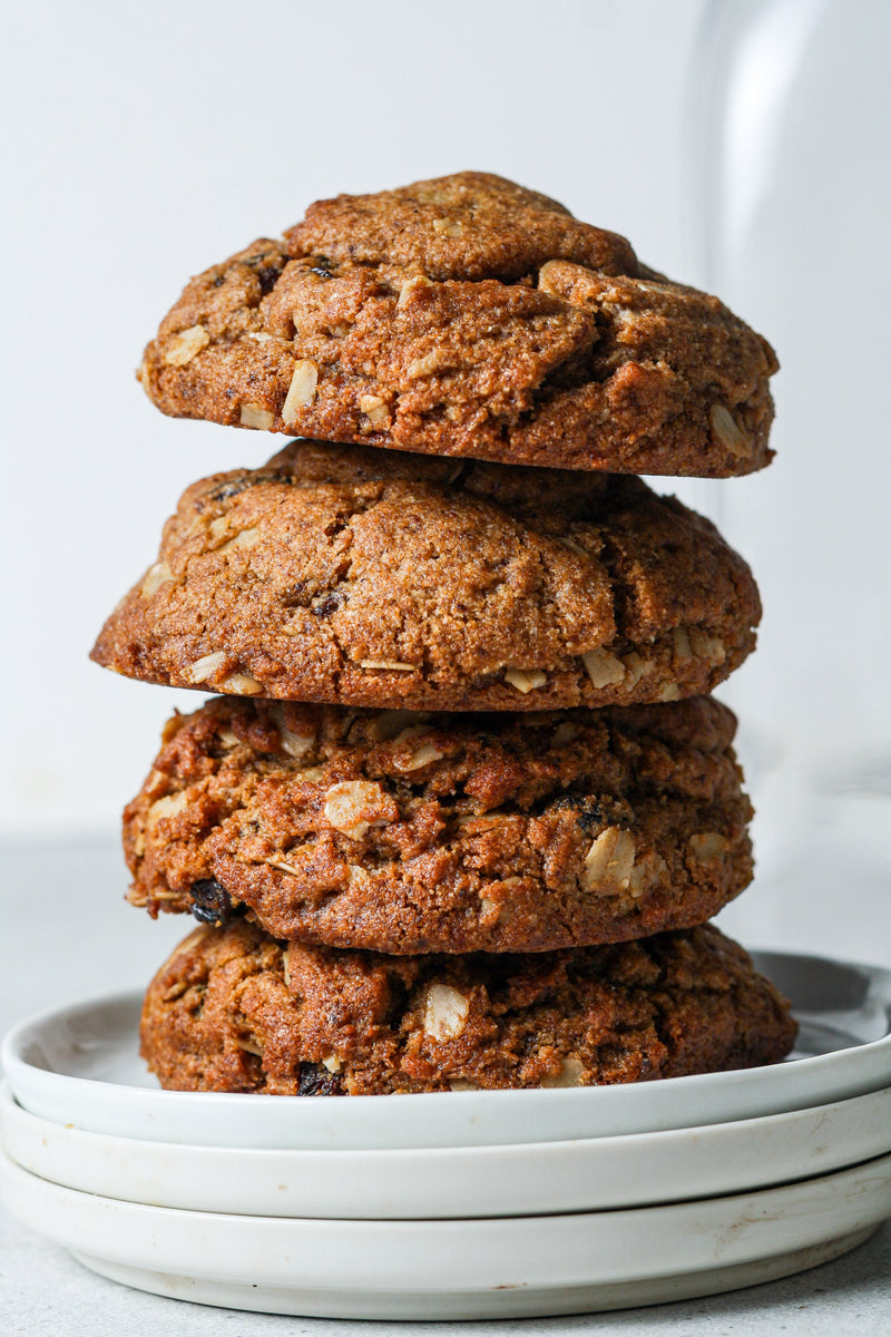 Load image into Gallery viewer, Sweet Addison's - Oatmeal Raisin Cookies
