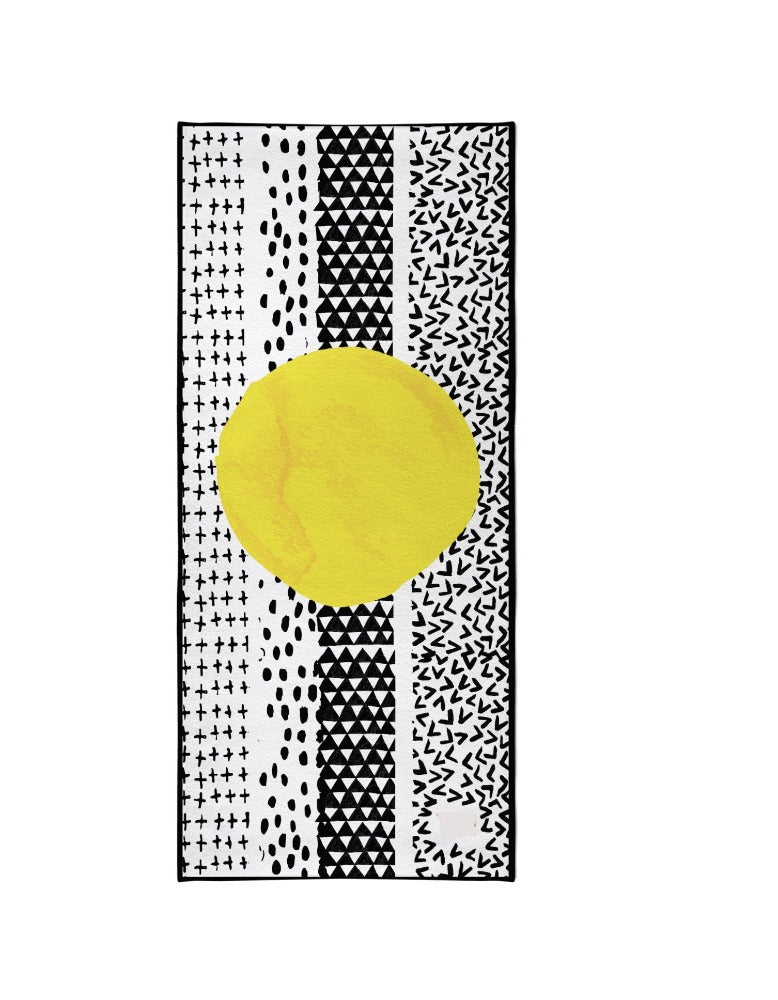 Load image into Gallery viewer, Yoga Towel | Non Slip Silicon Nubs | Absorbent Microfiber | White Black | Yune Yoga | The Jagger
