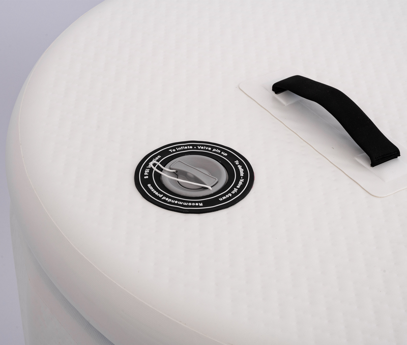 Load image into Gallery viewer, RevX Wellness - RevX Inflatable Tub Classic
