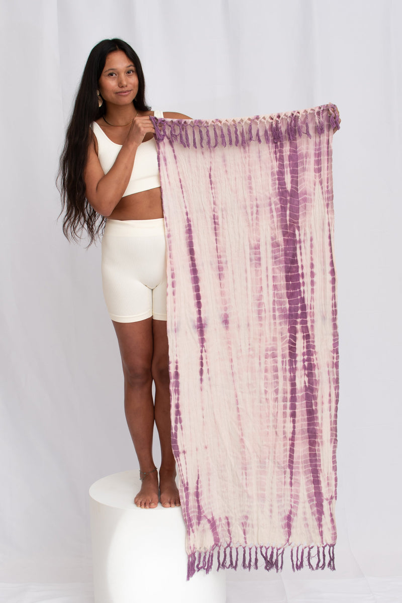 Load image into Gallery viewer, Oko Living - Naturally Dyed Herbal Yoga Towels
