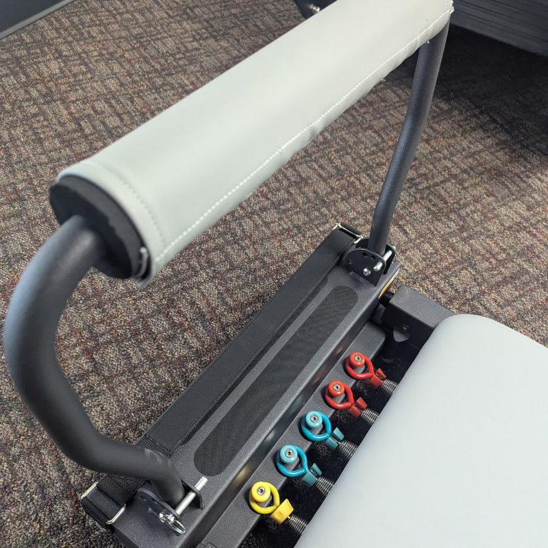 Load image into Gallery viewer, Muscle D Fitness - Pilates Table - Pilates Reformer
