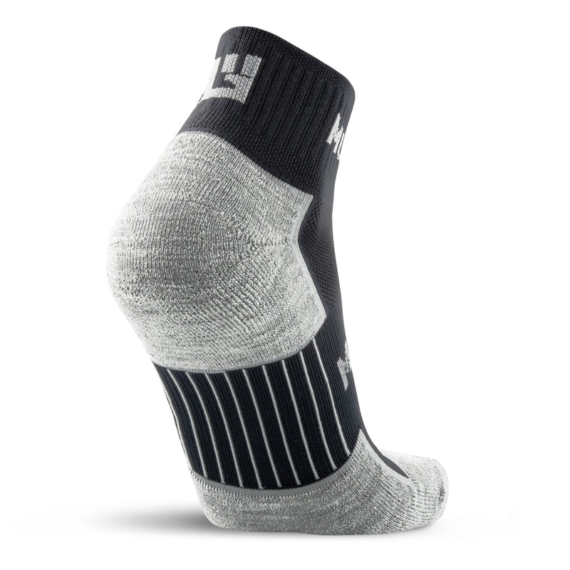 Load image into Gallery viewer, MudGear - Quarter Crew Merino Wool Socks (Black/Gray, 1 Pair)
