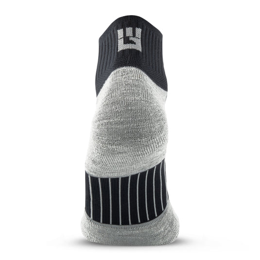 MudGear - Quarter Crew Merino Wool Socks (Black/Gray, 1 Pair)