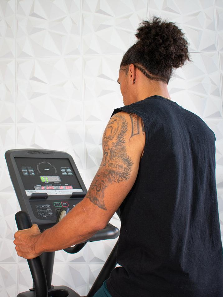 Load image into Gallery viewer, Muscle D Fitness - Commercial Elliptical Trainer - LED Screen - Cardio Machine - Standalone
