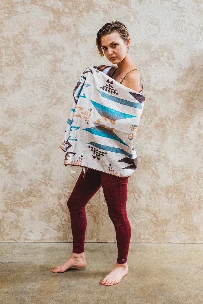 Load image into Gallery viewer, Yune Yoga - Yoga Towel Pendleton White Sands
