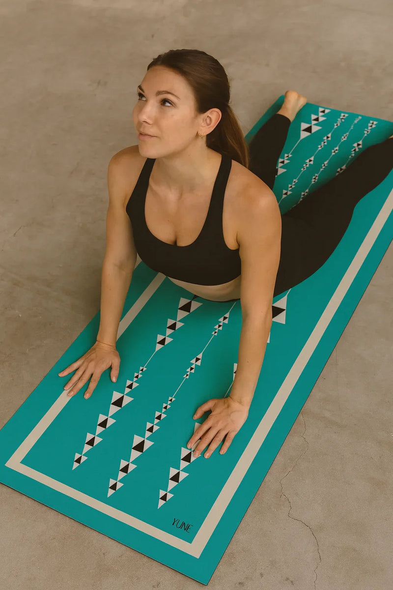 Load image into Gallery viewer, Yune Yoga - Yoga Mat | 6mm Thick | Blue | Non-Slip | Eco Friendly | Yune Yoga | Jane
