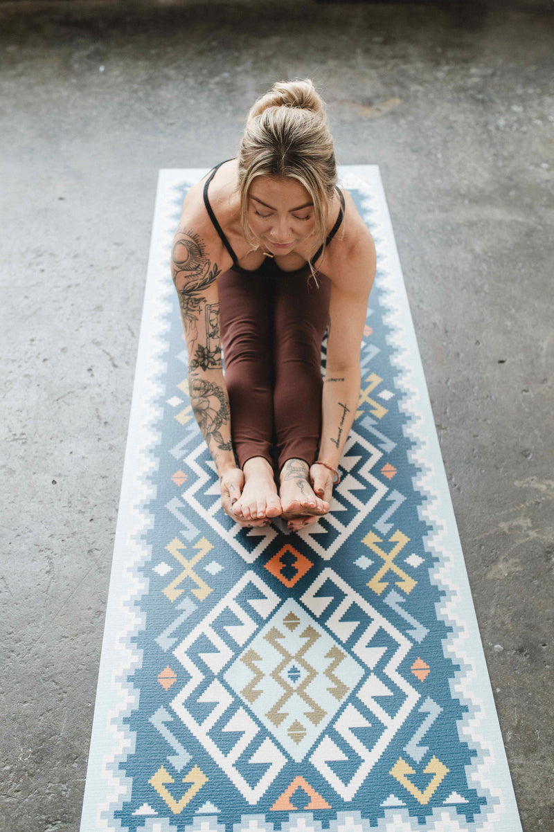 Load image into Gallery viewer, Yune Yoga - Yoga Mat | 6mm Thick | Blue | Non-Slip | Eco Friendly | Yune Yoga | Moab River
