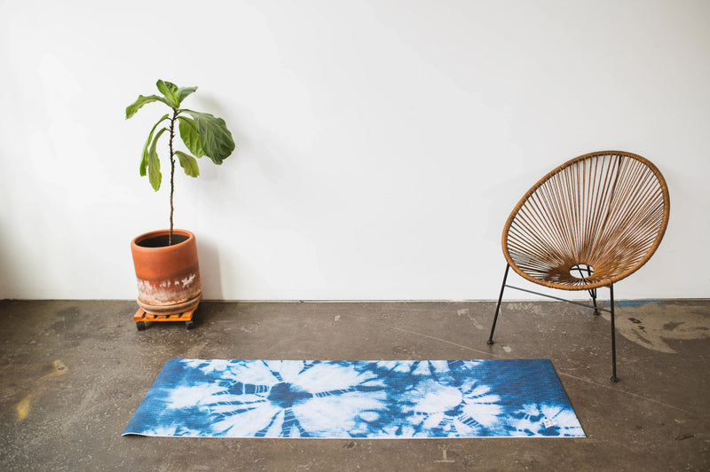 Load image into Gallery viewer, Yune Yoga - Yoga Mat | 6mm Thick | Blue Tie Dye | Non-Slip | Eco Friendly | Yune Yoga | Ataraxy
