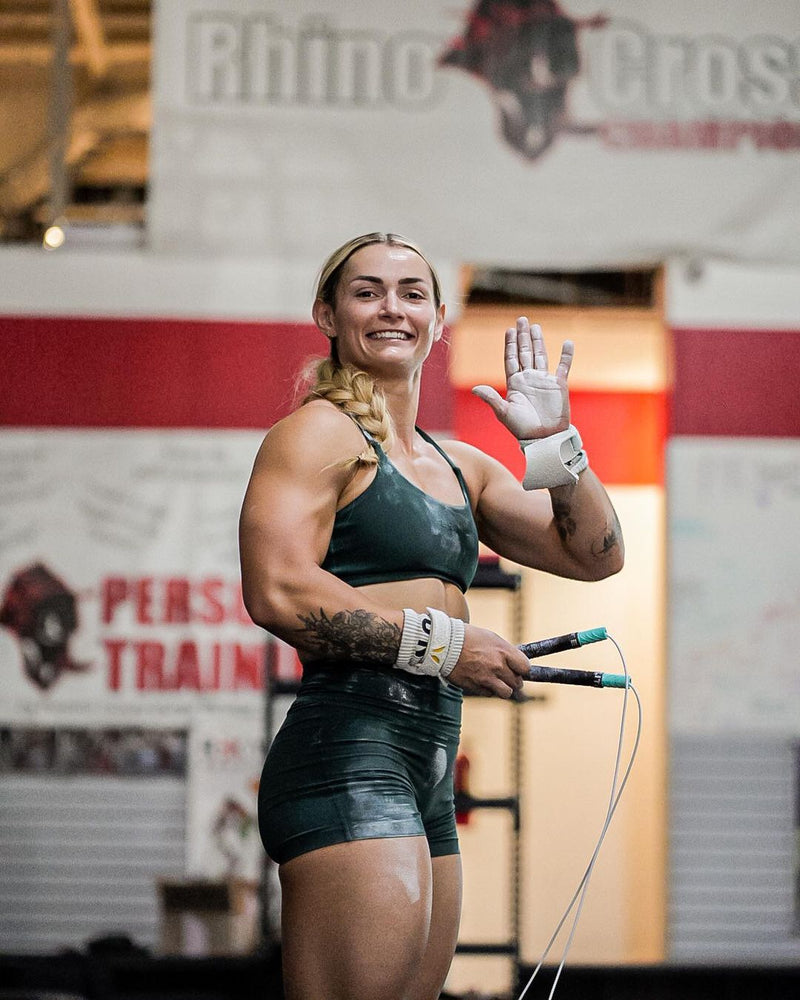 Load image into Gallery viewer, Elite Jumps - PVC Freestyle Jump Rope Training Bundle
