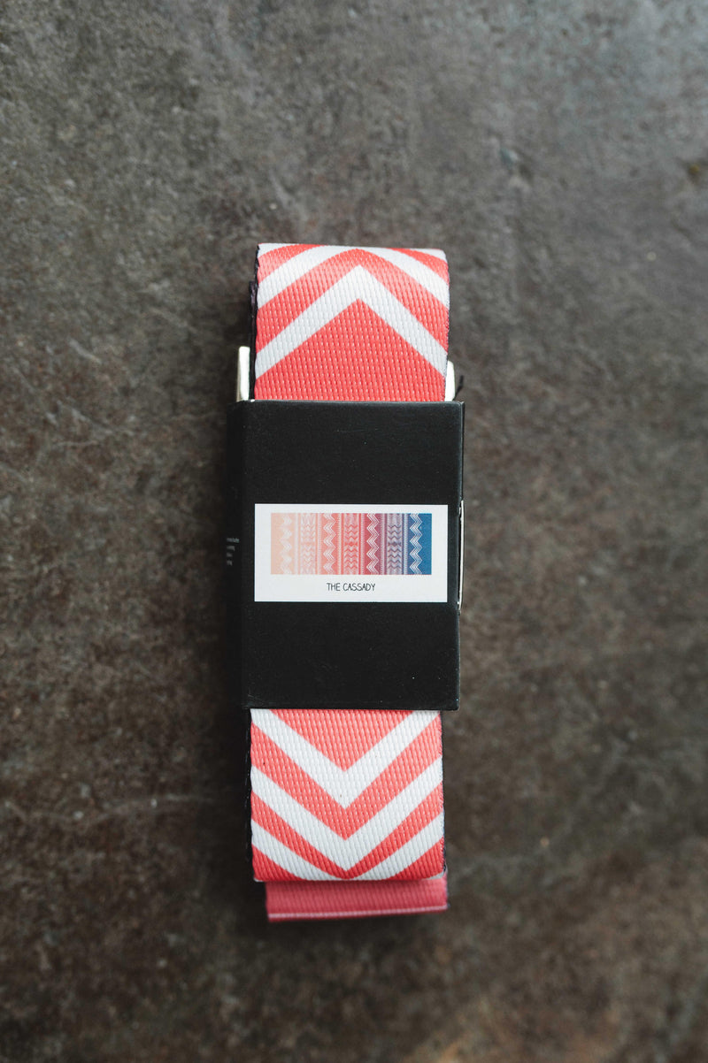 Load image into Gallery viewer, Yune Yoga - Yoga Strap | Stretching Strap | Metal Buckles | Pink | Yune Yoga | The Cassady
