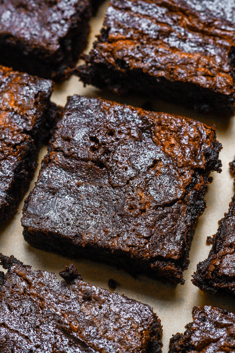 Load image into Gallery viewer, Sweet Addison's - Fudge Brownies
