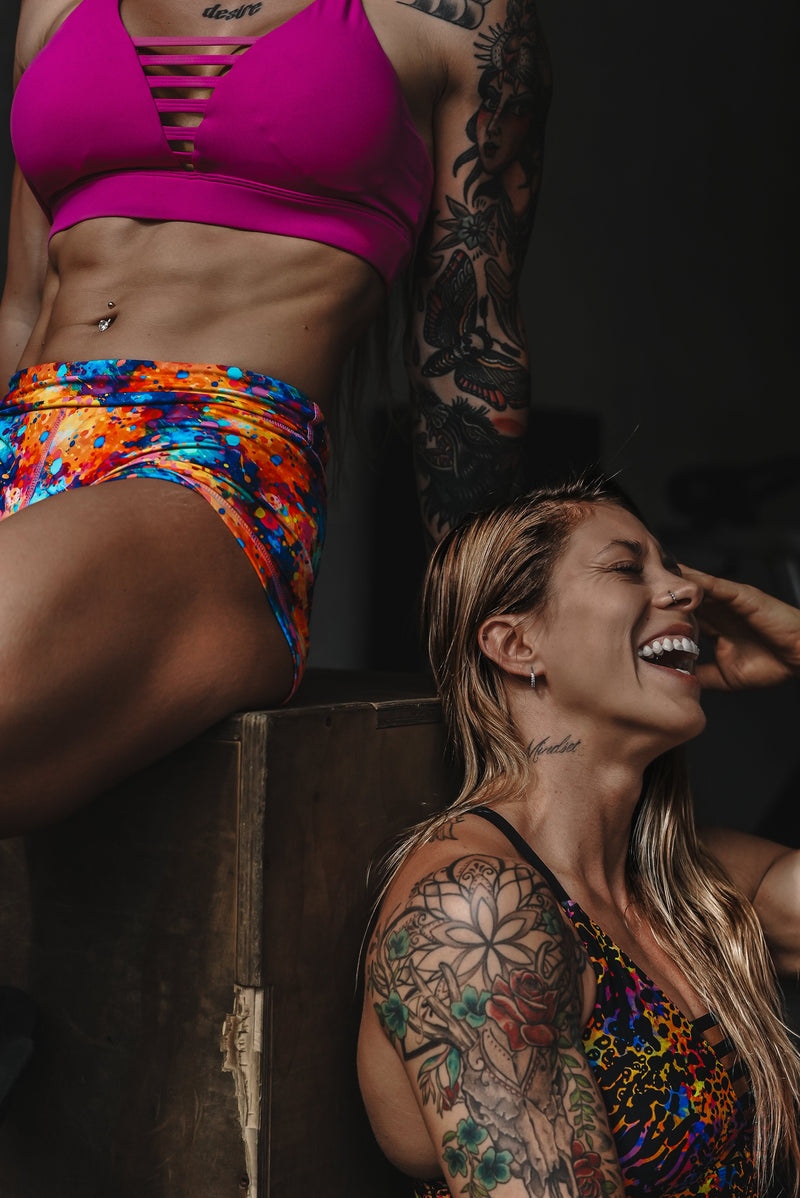 Load image into Gallery viewer, Peachy Athletic - Mazarin Squat-Proof Gym Shorts
