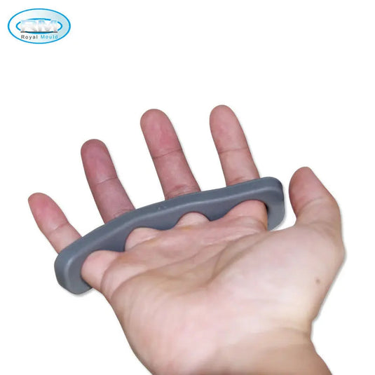 HoopsKing - Hot Shot Basketball Finger Spacing Training Aid
