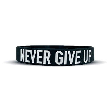 Elite Athletic Gear - Never give up Wristband