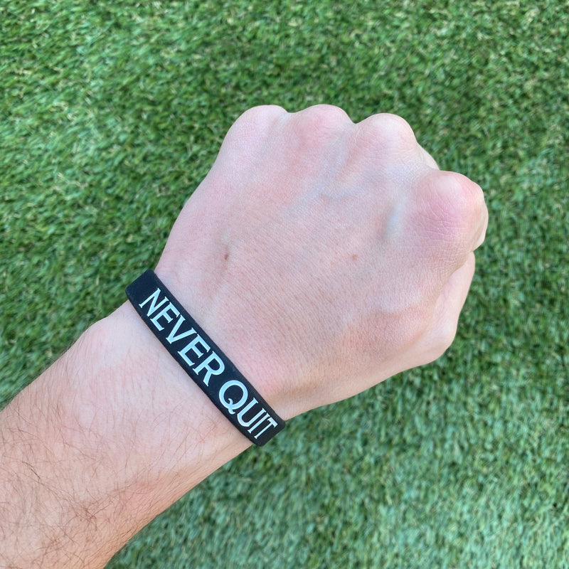 Load image into Gallery viewer, NEVER QUIT Wristband
