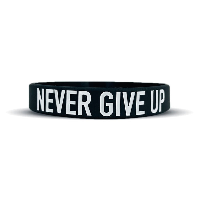 Load image into Gallery viewer, Elite Athletic Gear - Never give up Wristband

