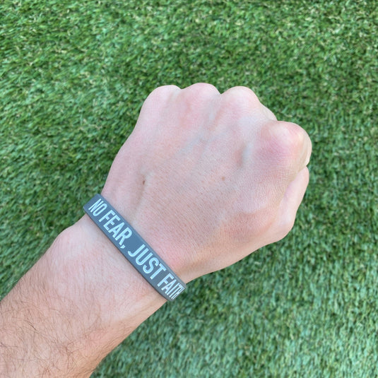 Elite Athletic Gear - No fear, just faith Wristband