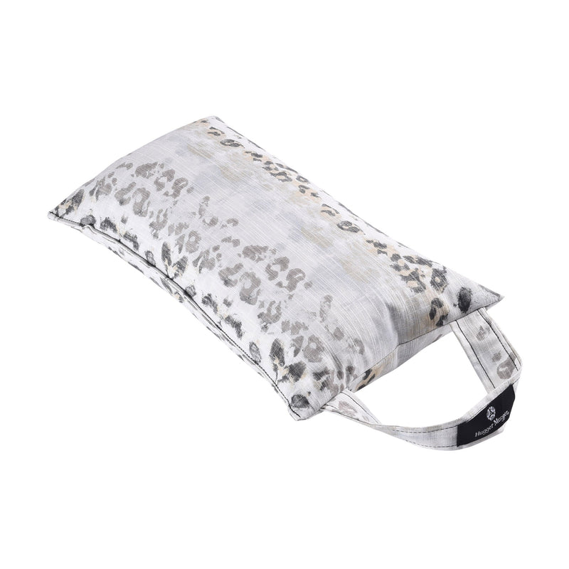 Load image into Gallery viewer, Yoga Design Lab - Sukasana Meditation Cushion
