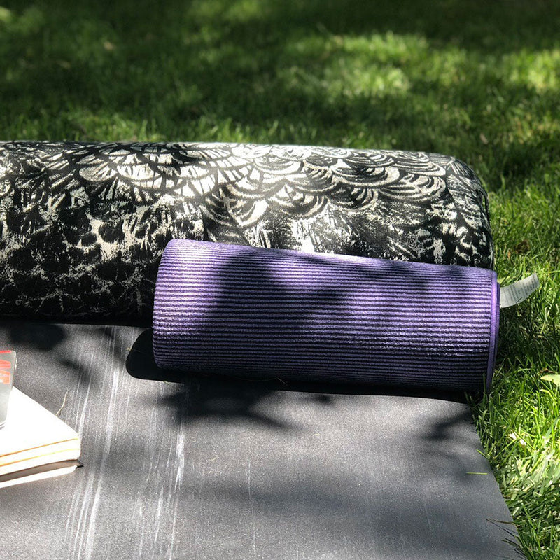 Load image into Gallery viewer, Yoga Design Lab - The Yoga Towel
