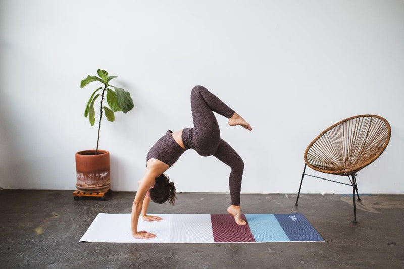 Load image into Gallery viewer, Yune Yoga - Yoga Mat | 6mm Lightweight | Striped| Non-Slip | Eco Friendly | Yune Yoga | Tofino.
