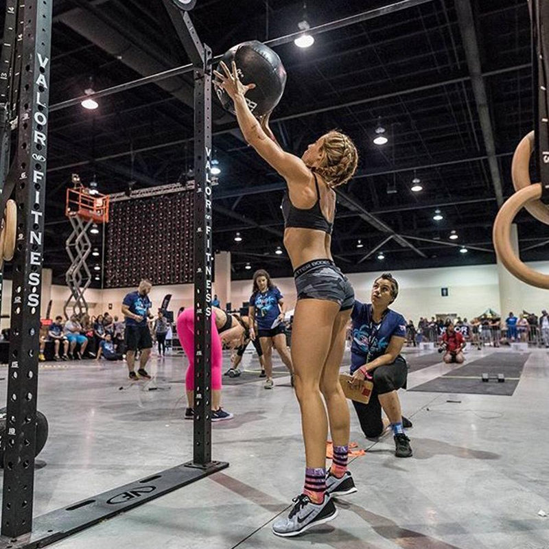 Load image into Gallery viewer, Valor Fitness - Premium Commercial Grade Wall Balls (6-30lbs)
