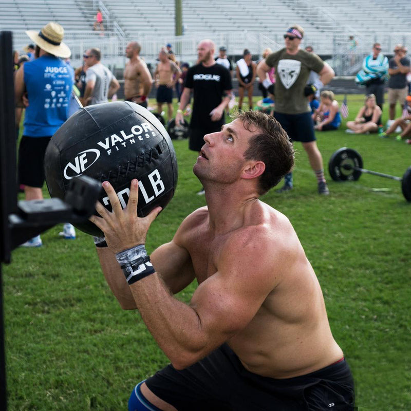 Load image into Gallery viewer, Valor Fitness - Premium Commercial Grade Wall Balls (6-30lbs)
