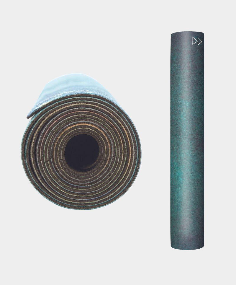 Load image into Gallery viewer, Yoga Design Lab - Combo Travel Yoga Mat - Best For Travel
