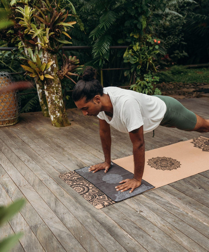 Load image into Gallery viewer, Yoga Design Lab - Yoga Hand Towel - Ultra-Grippy, Moisture Absorbing &amp; Quick-Dry
