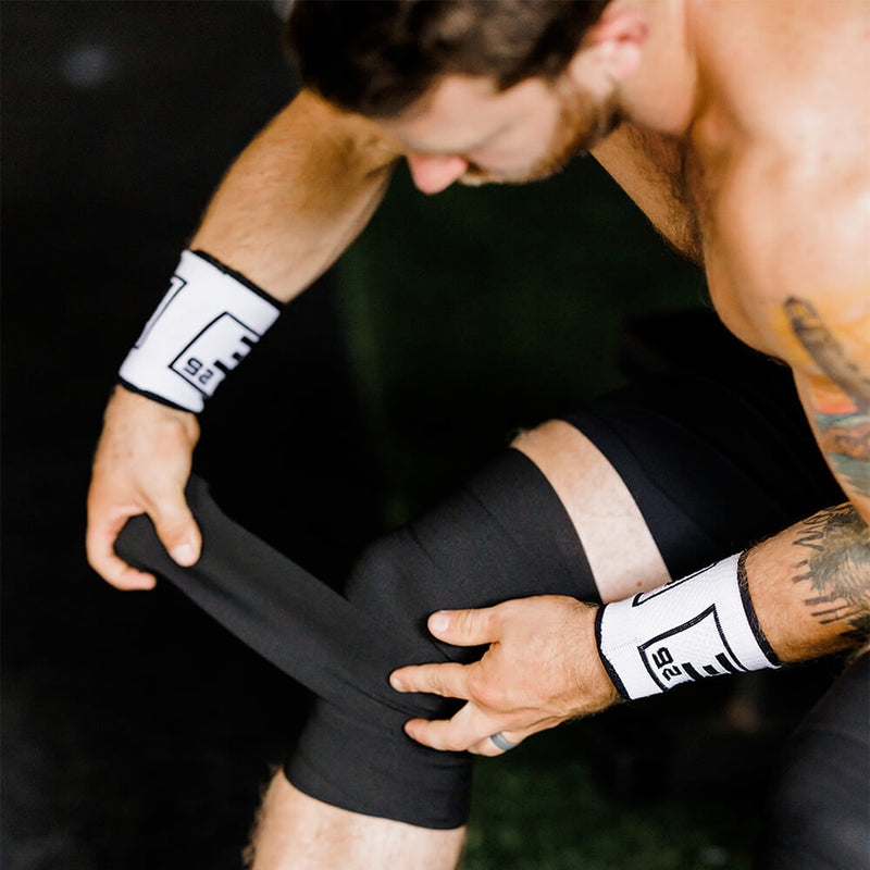 Load image into Gallery viewer, Knee Wraps How to Use

